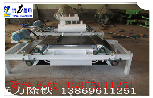 RCDF油冷電磁自卸式除鐵器的發(fā)展前景優(yōu)勢越來越明顯 RCDF油冷電磁自卸式除鐵器的發(fā)展前景優(yōu)勢越來越明顯
