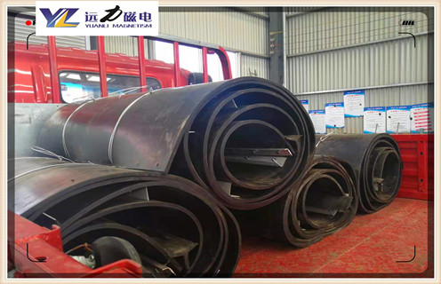 除鐵器皮帶，皮帶除鐵器，山東運(yùn)輸皮帶安裝除鐵器調(diào)整方法_山東運(yùn)輸皮帶安裝除鐵器跑偏原因及如何調(diào)_刮板價(jià)格