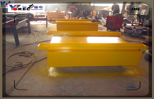 永磁除鐵器，云南永磁除鐵器rcya1-80知識參數(shù)_內(nèi)部磁塊安裝方法_云南永磁除鐵器rcya1-80型號價格