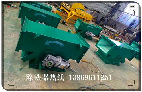 永磁管道除鐵器，永磁管道除鐵器rcyg_遠(yuǎn)力永磁管道除鐵器rcyg12000高斯 可定制工作原理_安裝示意圖