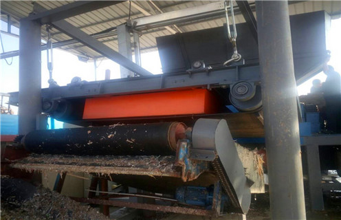 永磁自卸式除鐵器，河南輕型永磁自卸式除鐵器_技術(shù)參數(shù)_河南輕型永磁自卸式除鐵器磁塊安裝方式_如何換帶