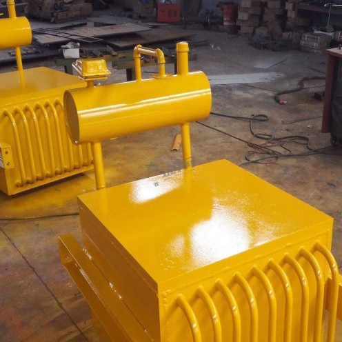 油冷自卸除鐵器，河北油冷自卸除鐵器_工作原理_河北油冷自卸除鐵器使用特點(diǎn)_選型_價(jià)格
