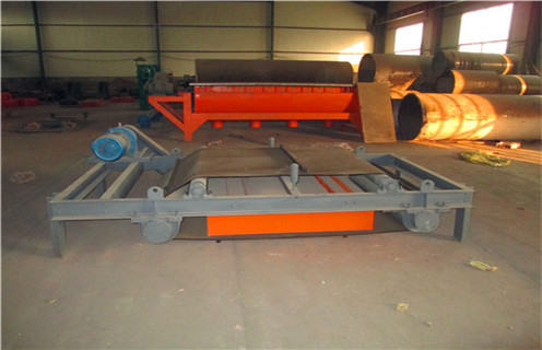 自卸式永磁除鐵器， 山東懸掛式自卸永磁除鐵器_技術(shù)參數(shù)_山東懸掛式自卸永磁除鐵器價(jià)格磁塊安裝方式_如何換帶