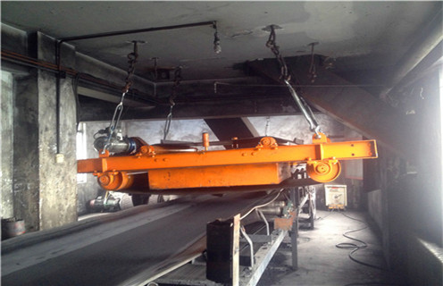 自冷自卸式永磁除鐵器，貴州自冷自卸式永磁除鐵器_貴州自冷自卸式永磁除鐵器廠家生產(chǎn)多少錢_使用說明書原理型號