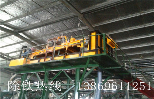 永磁帶式除鐵器，四川永磁帶式除鐵器工作原理_如何卸鐵國(guó)家標(biāo)準(zhǔn)安裝工作視頻_四川永磁帶式除鐵器工作原理 