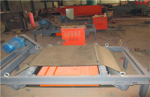 自卸帶式永磁除鐵器，天津自卸帶式永磁除鐵器及安裝高度要求_天津自卸帶式永磁除鐵器設(shè)備不卸料怎么回事，如何清理及接線 