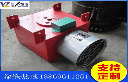 風(fēng)冷式電磁除鐵器，濰坊風(fēng)冷式電磁除鐵器_技術(shù)參數(shù)_濰坊風(fēng)冷式電磁除鐵器價(jià)格工作原理_國(guó)家標(biāo)準(zhǔn)生產(chǎn)廠家